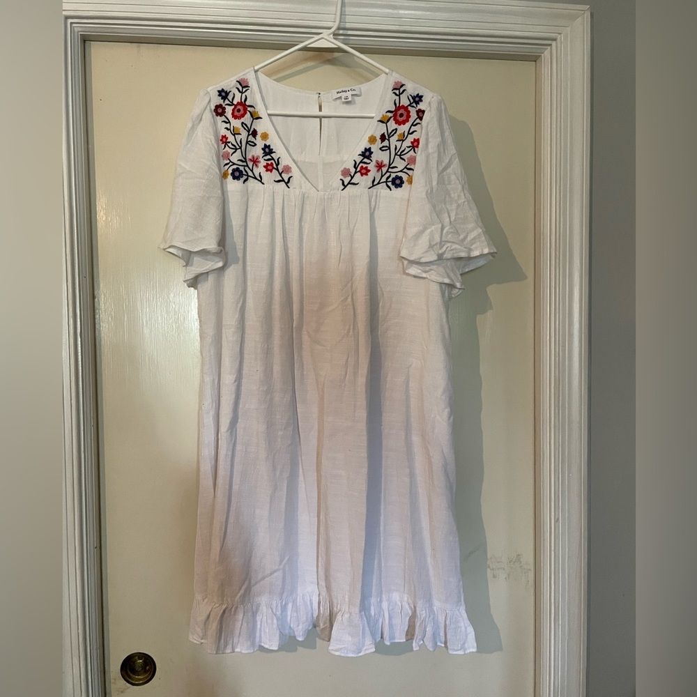 Floral white dress